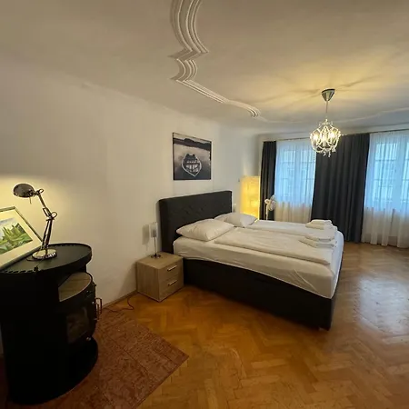 Mozart - House